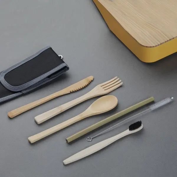 1816-Flora-sustainable-ecofriendly-bamboo-outdoor-tableware-600x600.webp